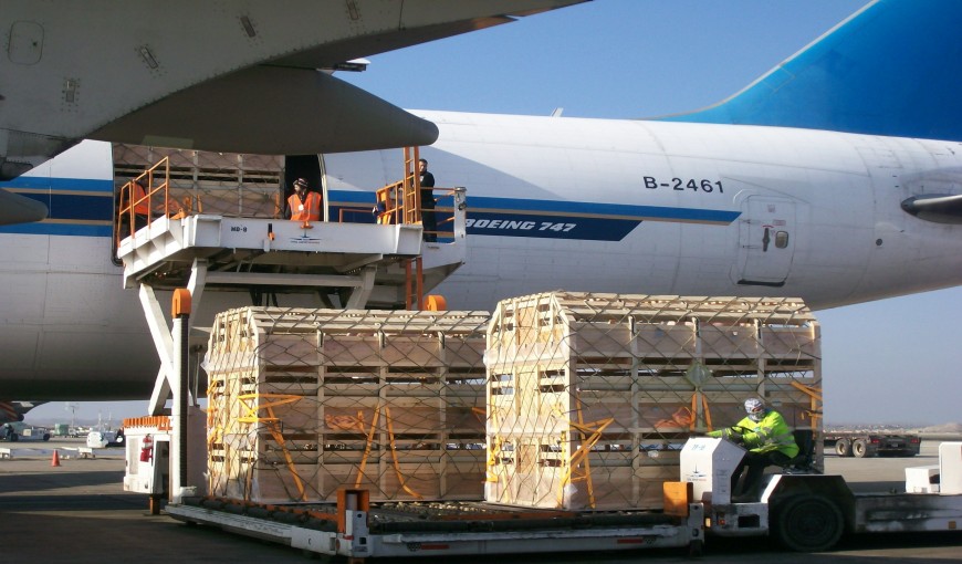 平和到泰国空运公司